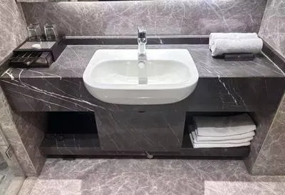 guest photo