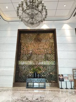 guest photo
