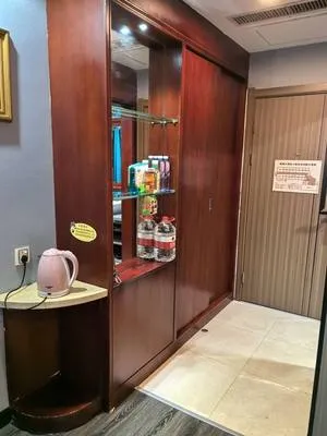 guest photo