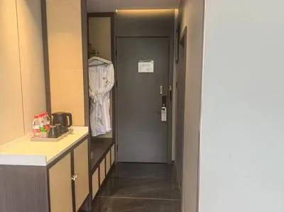 guest photo