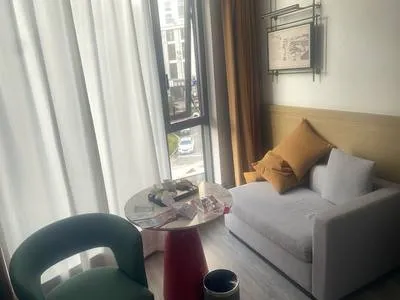 guest photo