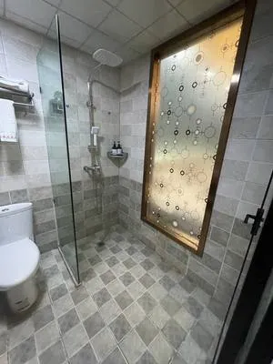 guest photo