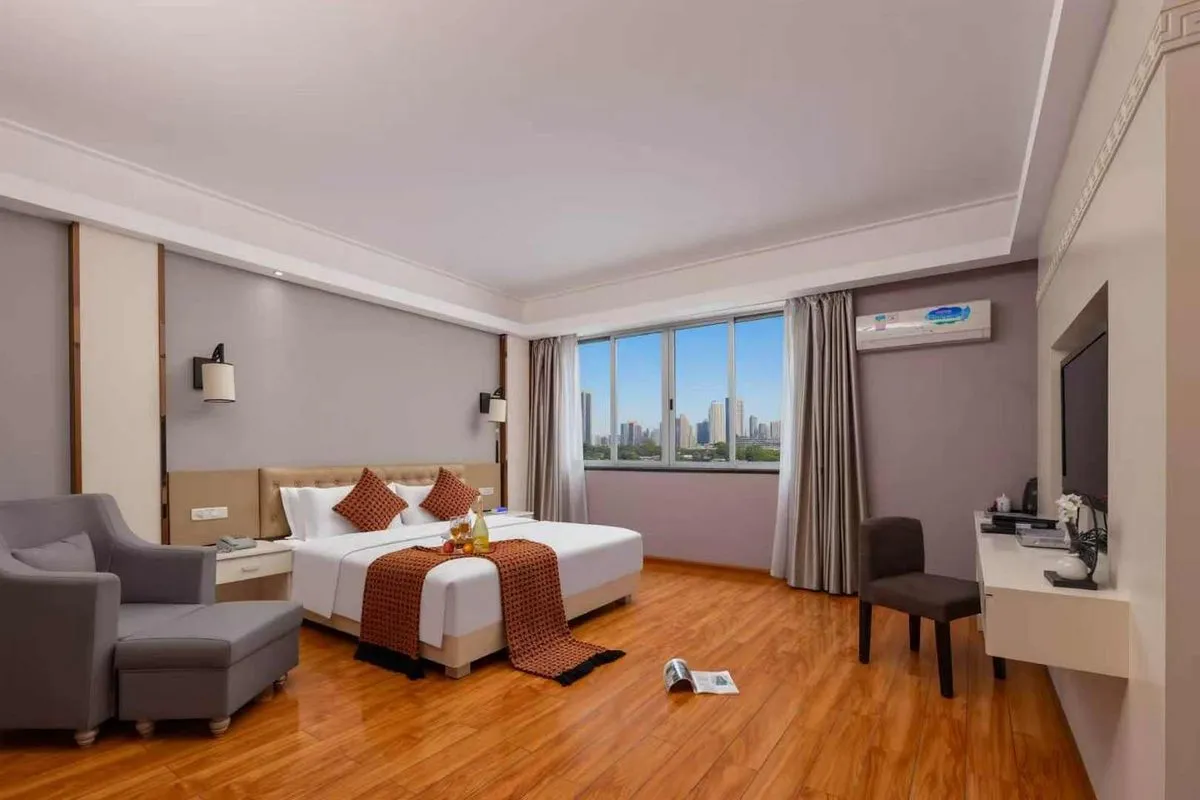 Hechi Lijiang Grand Hotel