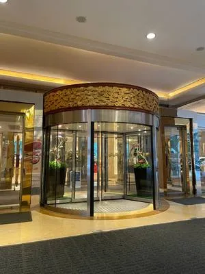 guest photo