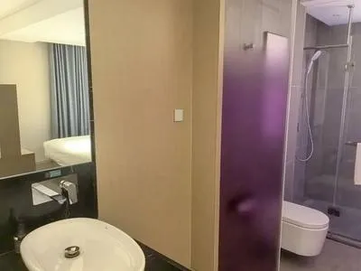 guest photo