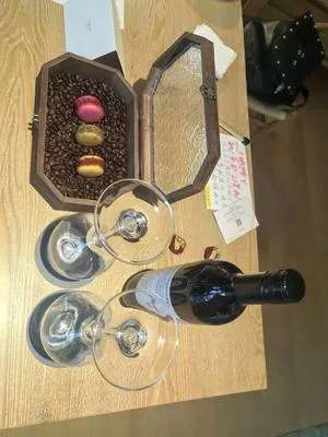guest photo