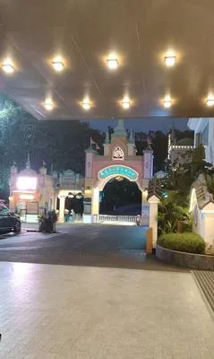 guest photo
