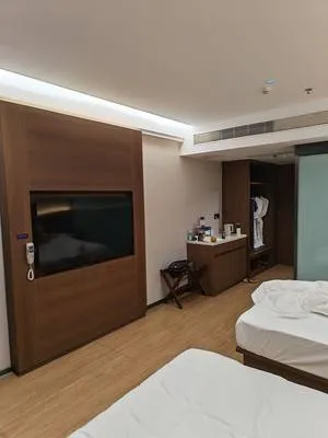 guest photo