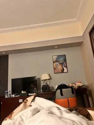 guest photo