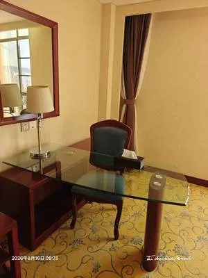 guest photo