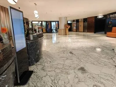 guest photo