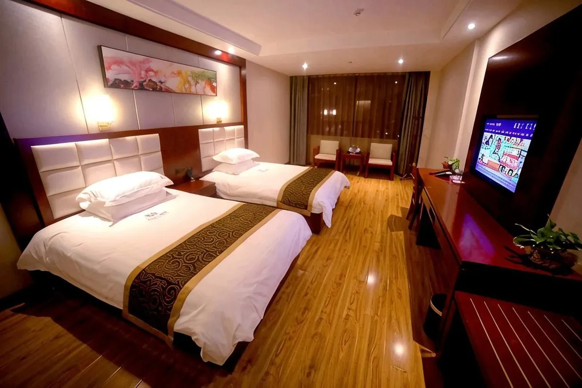 Shanyang Fengyang Grand Hotel