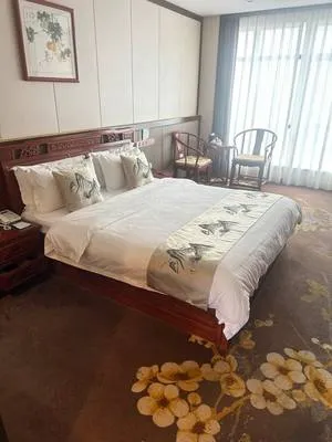 guest photo