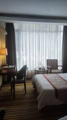 guest photo