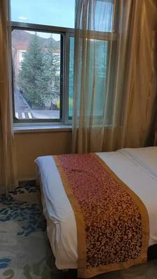 guest photo