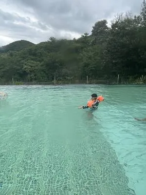 guest photo