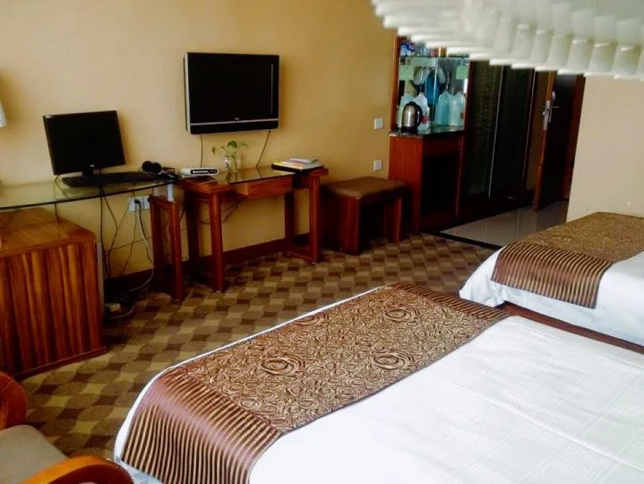 Akesu Zhongtian Grand Hotel