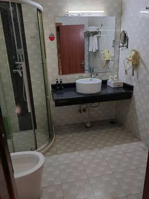 guest photo