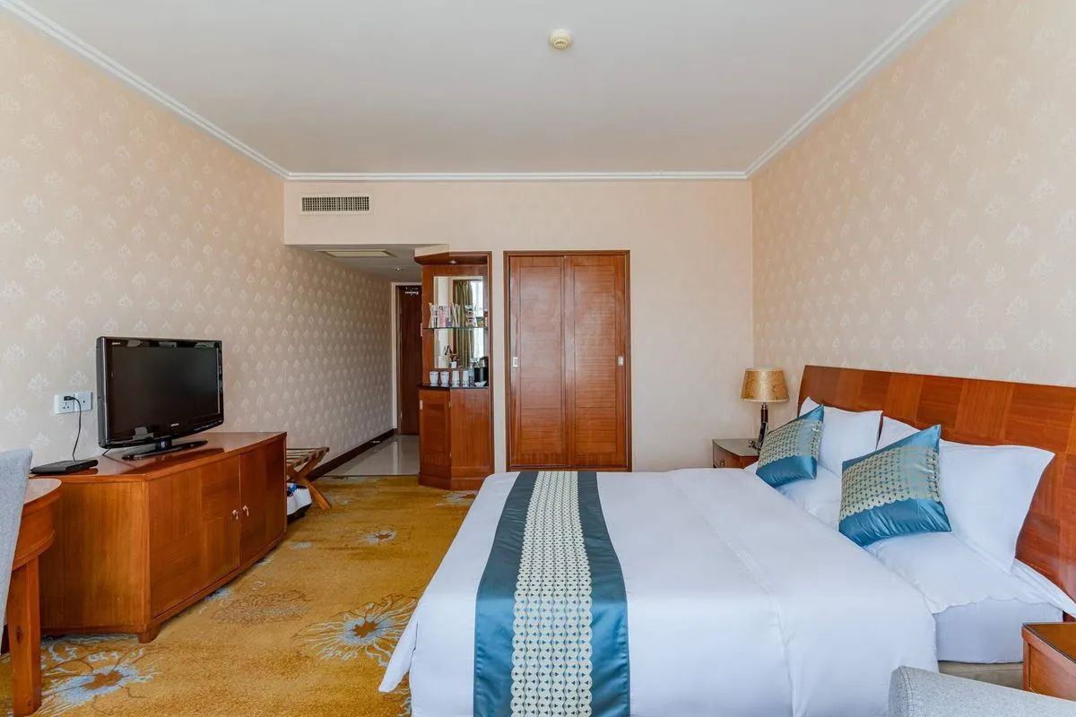 Hyatt Tenglong