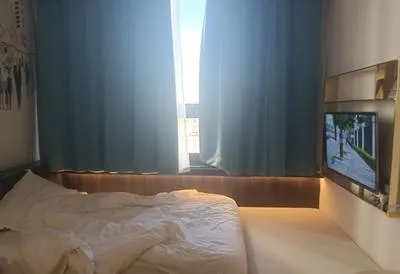 guest photo