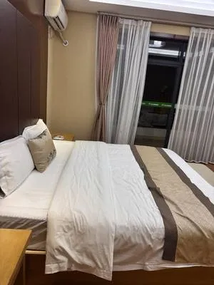 guest photo