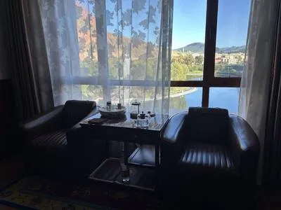 guest photo