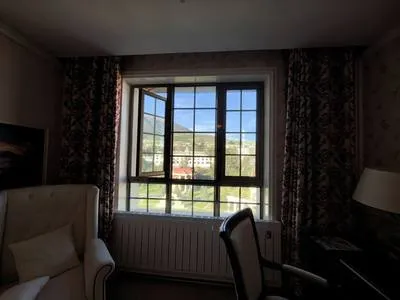 guest photo