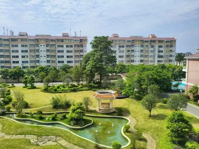 Weinasi Hotel