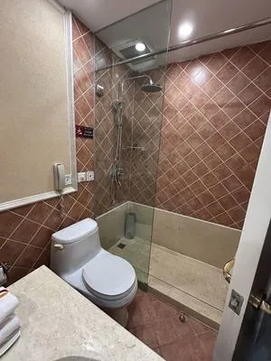 guest photo