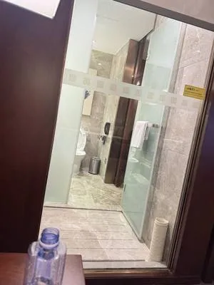 guest photo