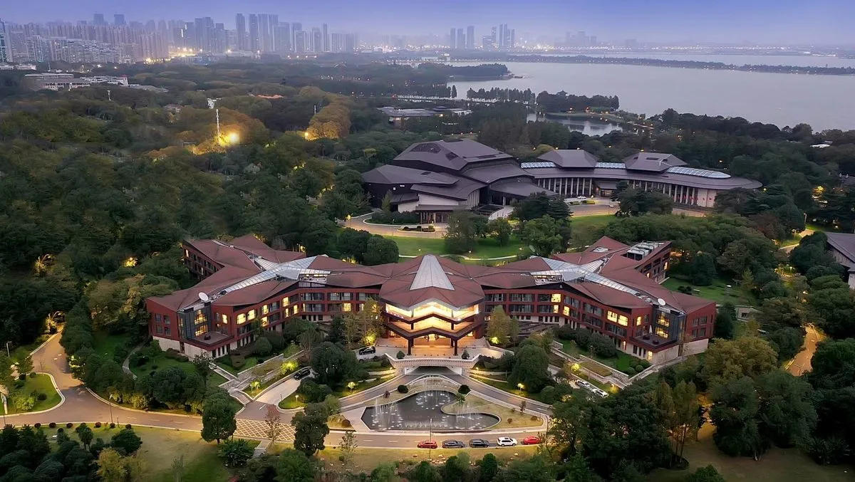 Donghu Hotel