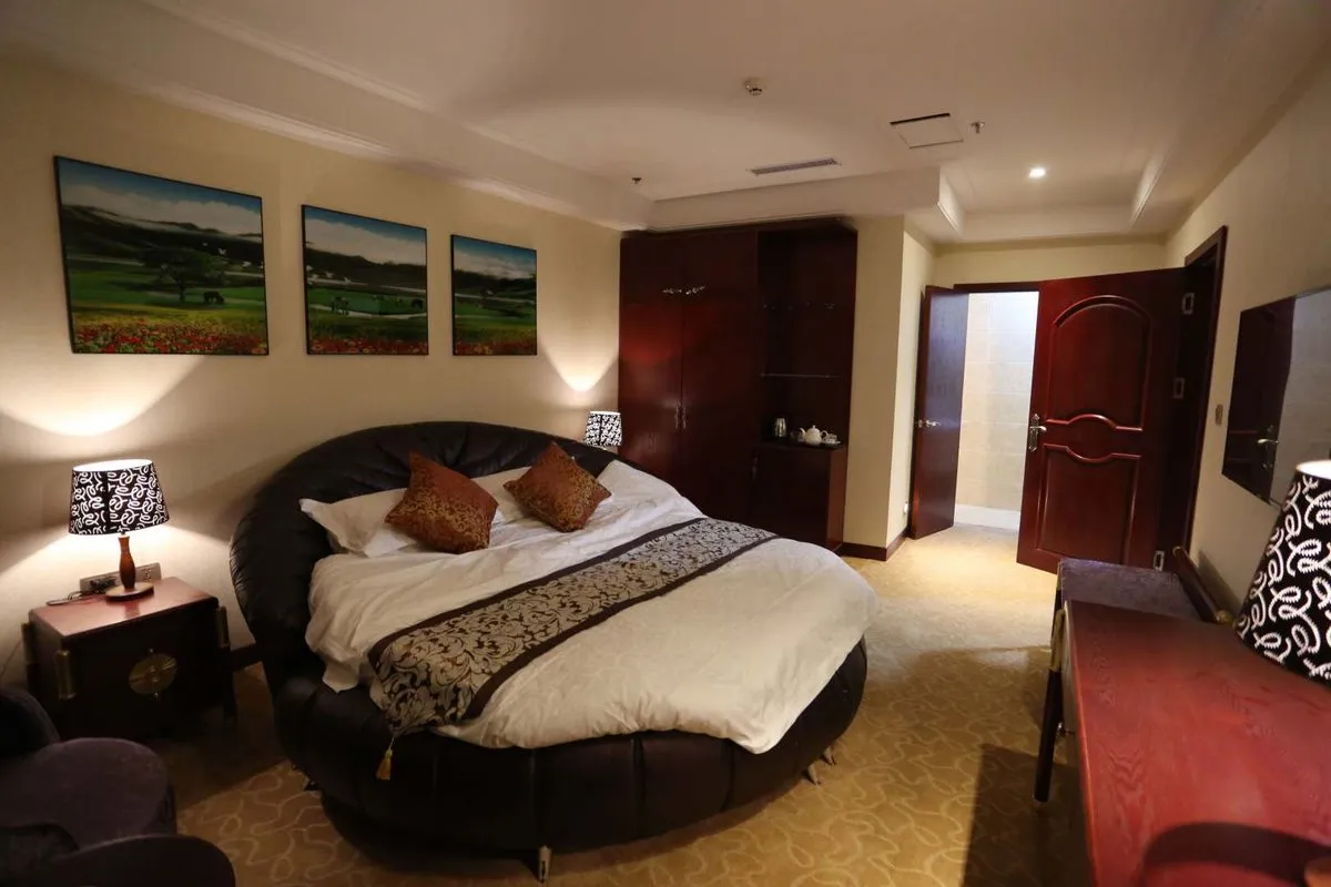 Madinada Hotel