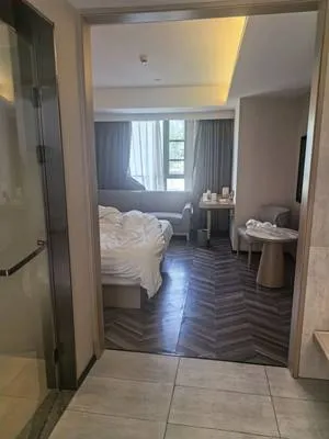 guest photo