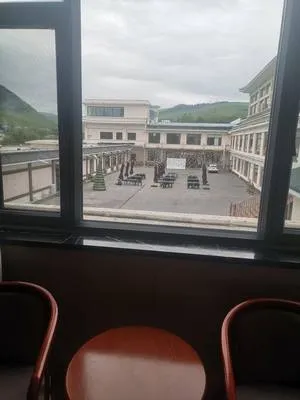 guest photo