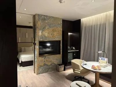 guest photo