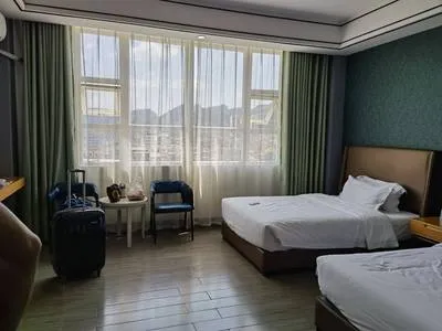 guest photo