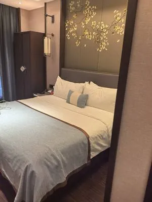 guest photo
