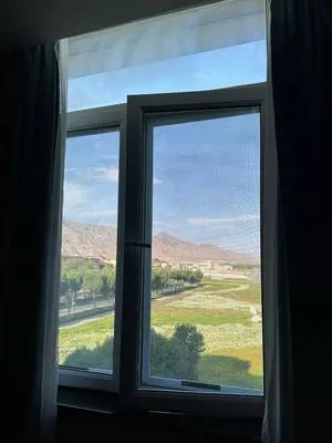 guest photo
