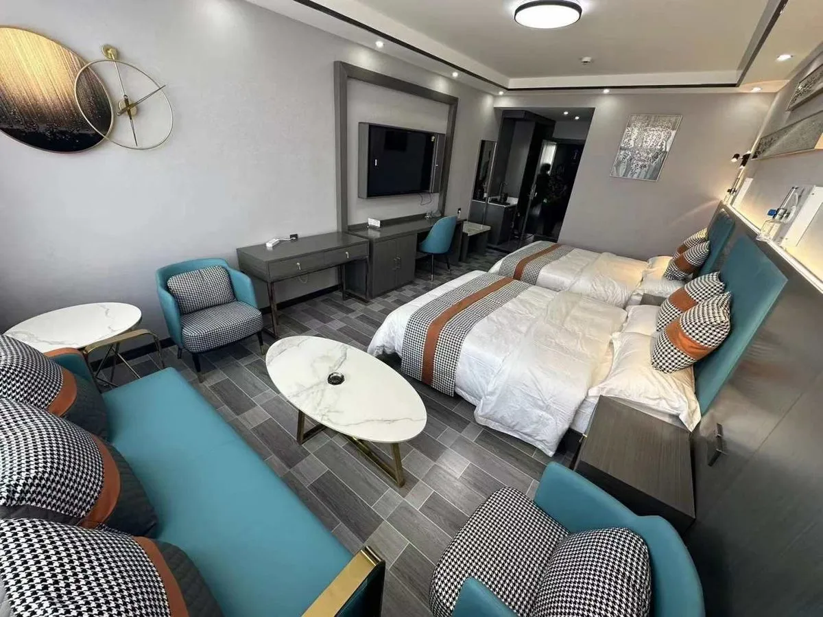 Gaize Kangsheng Fuyang Hotel