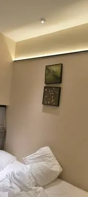 guest photo