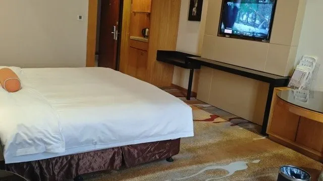 Lingbi Zhongcheng Hotel Touzi