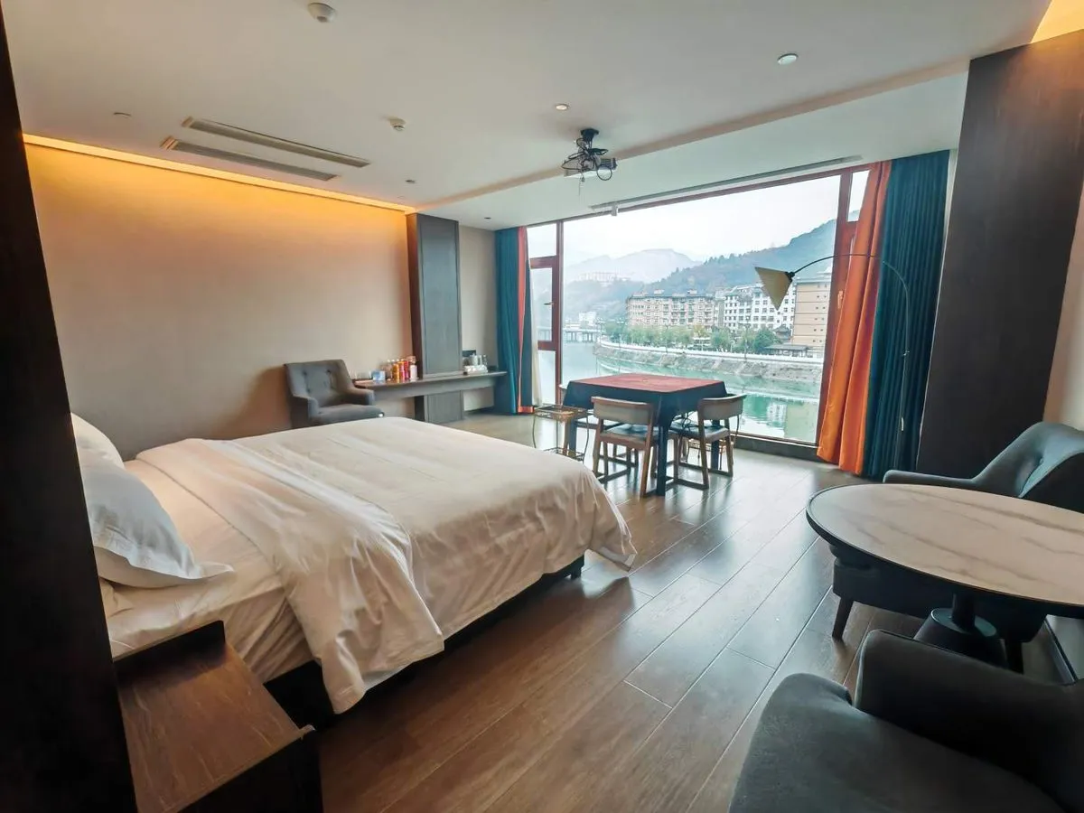 Jitaishengshi Hotel