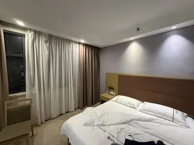 guest photo
