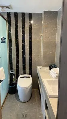 guest photo