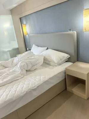 guest photo