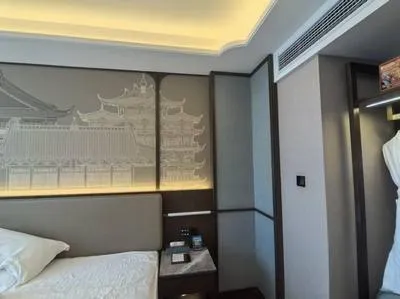 guest photo