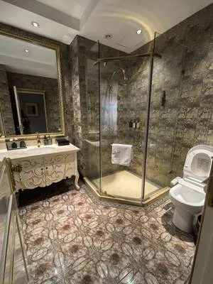guest photo