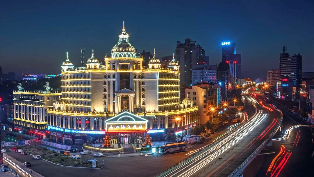 Luzhou Shanhai Grand Hotel