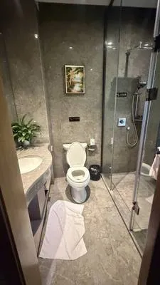 guest photo