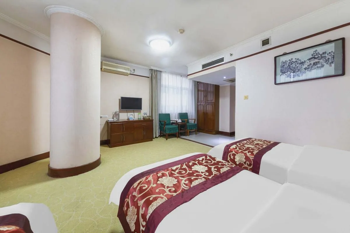 Baoji Baiyun Hotel